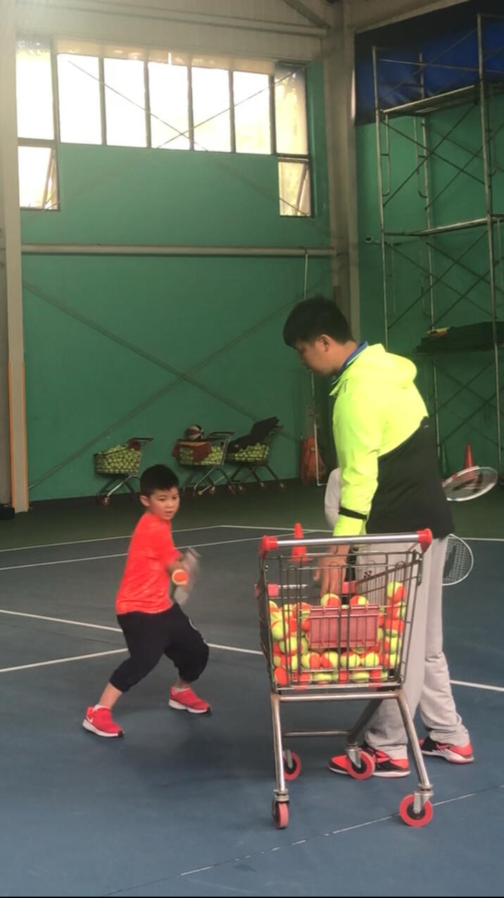 I played tennis in China from 1st to 3rd grade